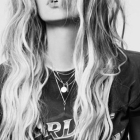 Meet your Posher, Ronnie - Picture 3 of 3